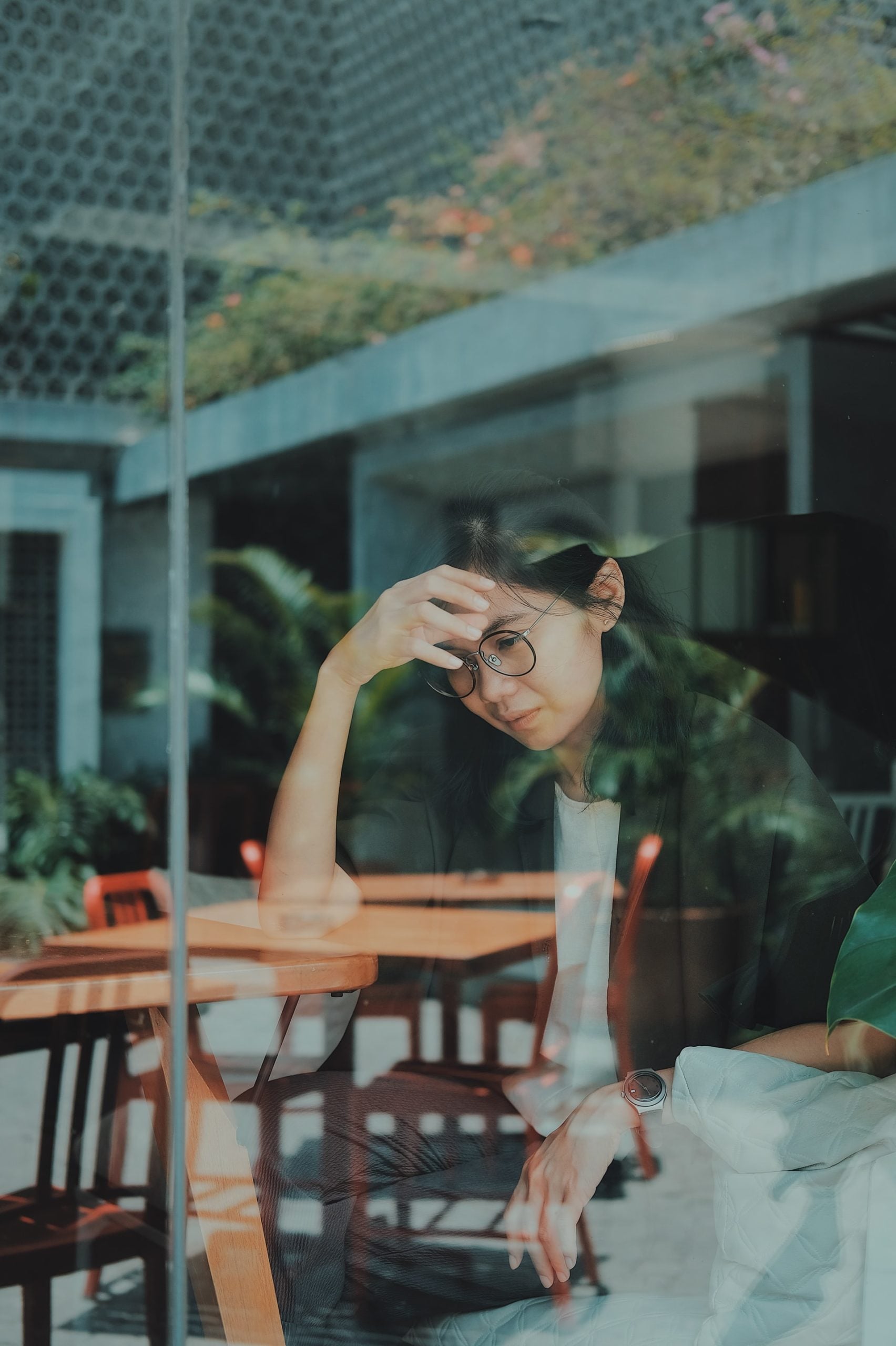 Six Signs Pointing to Suicide